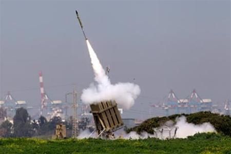 Від Росії Польща захиститься інвестиціями в американську ПРО Від Росії Польща захиститься інвестиціями в американську ПРО