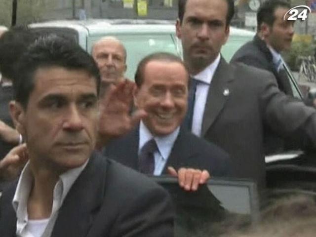 Берлускони опроверг связь с несовершеннолетней танцовщицей Руби Берлускони опроверг связь с несовершеннолетней танцовщицей Руби