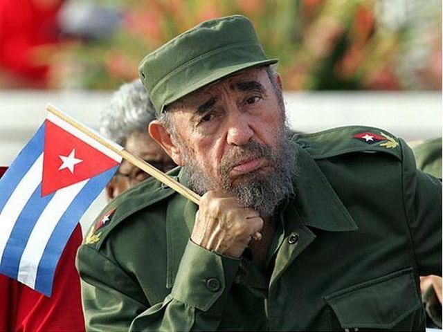 У Фиделя Кастро случился инсульт