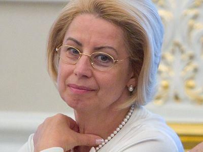 Герман жалуется, что оппозиция не пришла с ней поесть и помолиться Герман жалуется, что оппозиция не пришла с ней поесть и помолиться