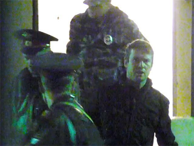 Російський опозиціонер, якого викрали в Києві, уже у в’язниці (Фото. Відео)
