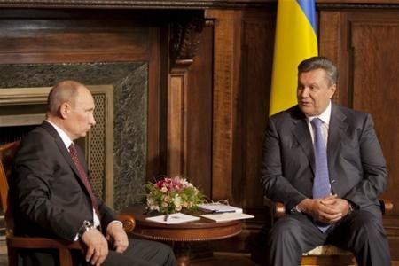 Путін погодився поговорити з Януковичем про газ і Митний Союз