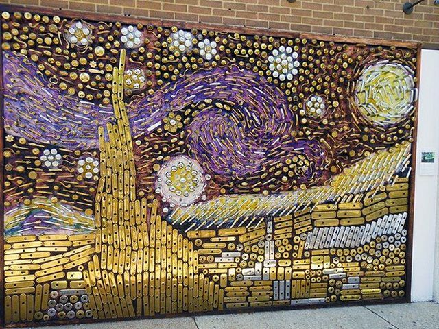 "Зоряна ніч" Ван Гога з дверних ручок (Фото) "Зоряна ніч" Ван Гога з дверних ручок (Фото)