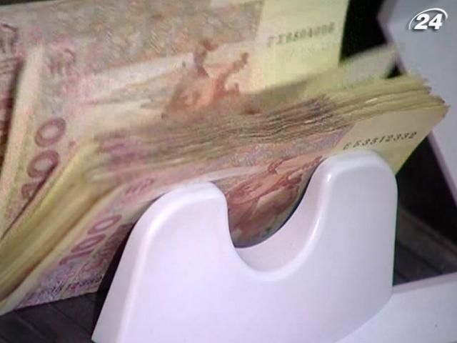 Експерти: Курс гривні під кінець року знизиться до 9 грн/дол Експерти: Курс гривні під кінець року знизиться до 9 грн/дол