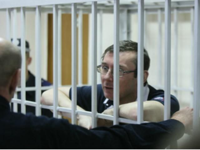 Представитель ОБСЕ похвалил чувство юмора Луценко Представитель ОБСЕ похвалил чувство юмора Луценко