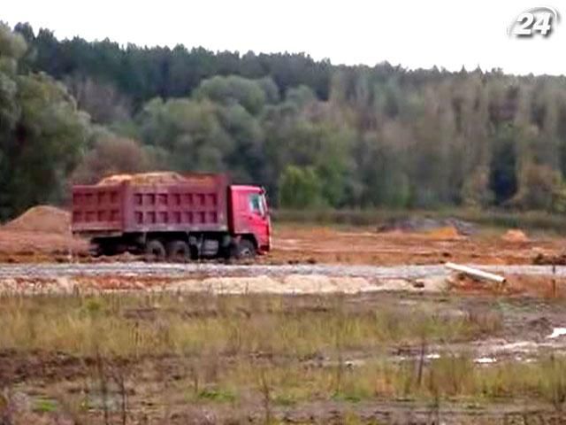 В Києві забудовують 16 гектарів унікального екокомплексу