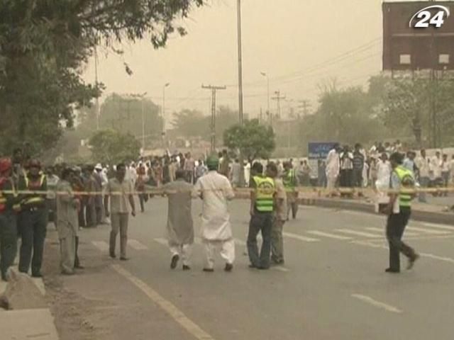 МЗС рекомендує не їхати у Пакистан МЗС рекомендує не їхати у Пакистан