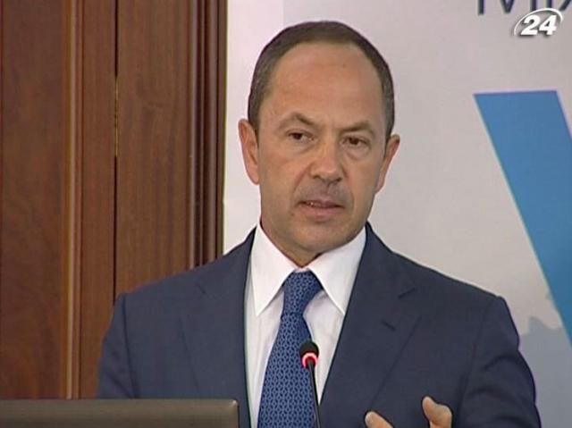 Тігіпко: Майже 5 млн українців працюють нелегально Тігіпко: Майже 5 млн українців працюють нелегально