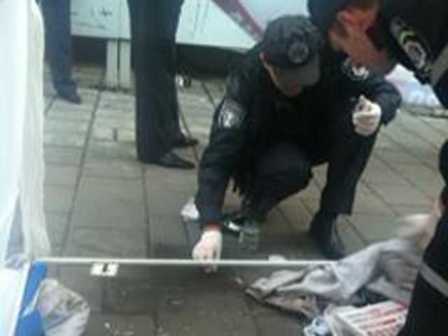 У Харкові розгромили три опозиційні намети У Харкові розгромили три опозиційні намети