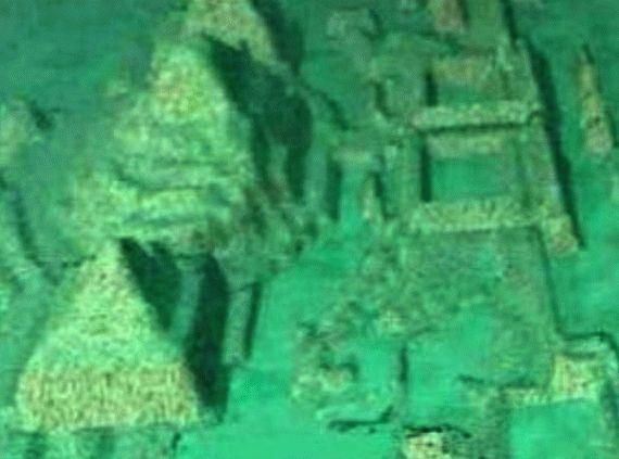 Під водою у Бермудському трикутнику знайшли піраміди (Відео)