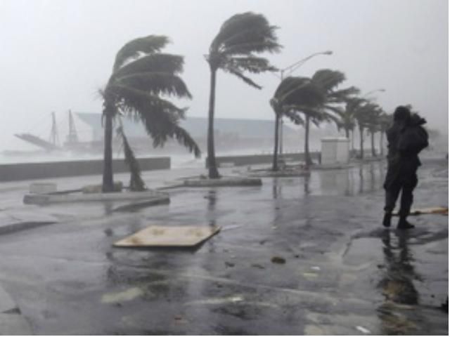 Число жертв урагана "Сэнди" увеличилось до 21 человека Число жертв урагана "Сэнди" увеличилось до 21 человека