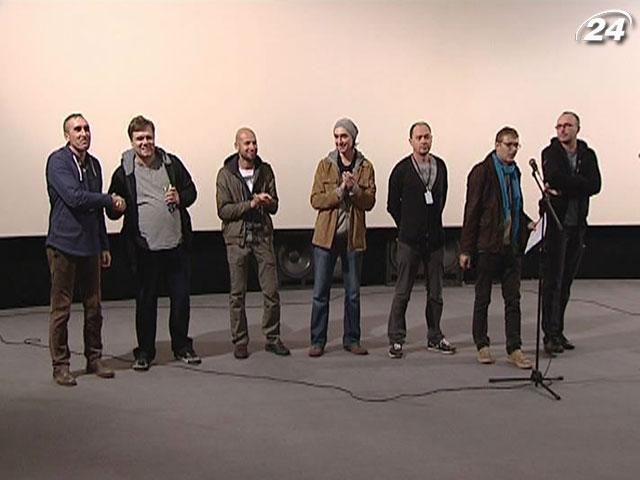 Глядачі "Молодості" побачили короткометражний альманах "Україна, ґудбай!" - 26 октября 2012 - Телеканал новин 24 Глядачі "Молодості" побачили короткометражний альманах "Україна, ґудбай!" - 26 октября 2012 - Телеканал новин 24