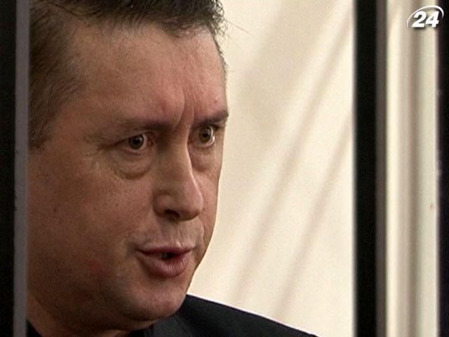 Адвокаты Мельниченко будут требовать подписки о невыезде Адвокаты Мельниченко будут требовать подписки о невыезде