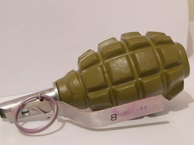 У Росії офіцер підірвався на міні у власній кімнаті У Росії офіцер підірвався на міні у власній кімнаті