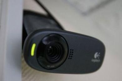 Трансляція виборів онлайн працює не на всіх дільницях (Фото) Трансляція виборів онлайн працює не на всіх дільницях (Фото)