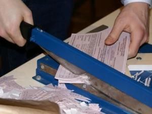Избиратель на Одесщине позавтракал своими бюллетенями