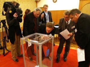 Остаточна явка виборців по областях (Таблиця) Остаточна явка виборців по областях (Таблиця)