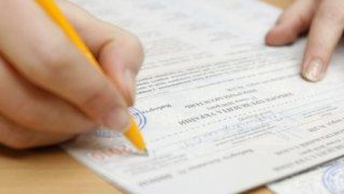 Зникаюче чорнило виявили вже на 23 дільницях в Одесі Зникаюче чорнило виявили вже на 23 дільницях в Одесі