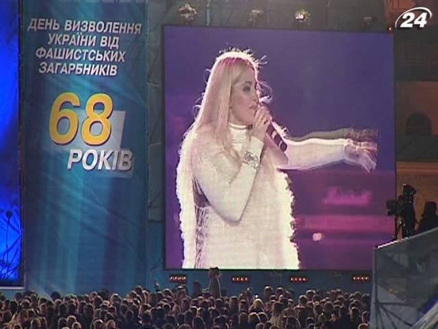На Михайлівській площі відзначають 68-му річницю звільнення Києва