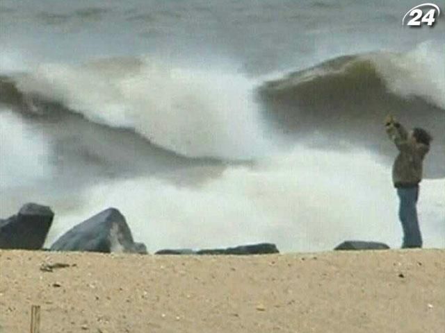 У США готуються до надпотужного урагану У США готуються до надпотужного урагану