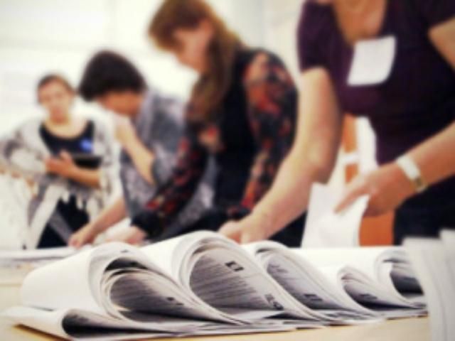 Кандидат від опозиції лідирує у Житомирі по мажоритарці Кандидат від опозиції лідирує у Житомирі по мажоритарці