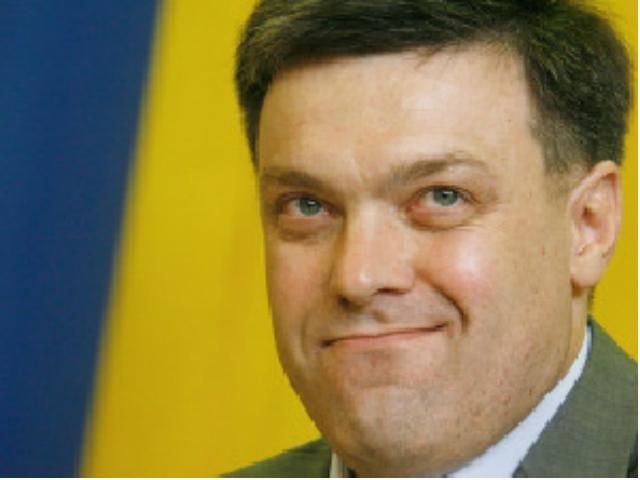 Експерт: Влада хоче, щоб Тягнибок і Янукович конкурували на президентських виборах