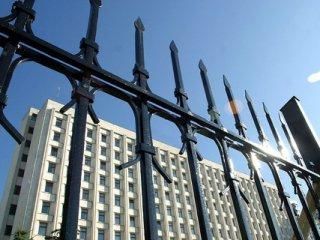 Охоронці Азарова допоможуть охороняти ЦВК Охоронці Азарова допоможуть охороняти ЦВК