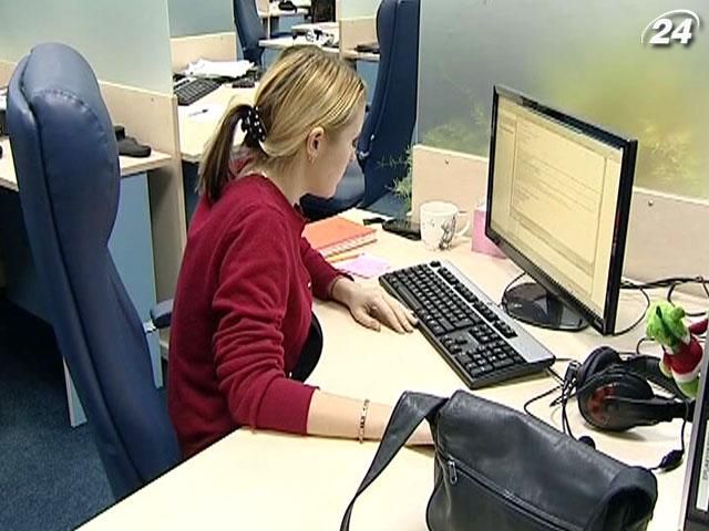 Нафту, автомобілі, меблі й каву держава закуповуватиме через Інтернет Нафту, автомобілі, меблі й каву держава закуповуватиме через Інтернет