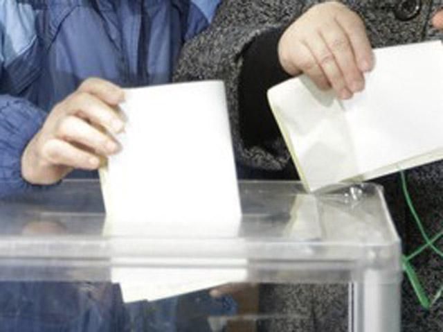 Эксперт: На пяти округах в Киеве могут объявить перевыборы Эксперт: На пяти округах в Киеве могут объявить перевыборы