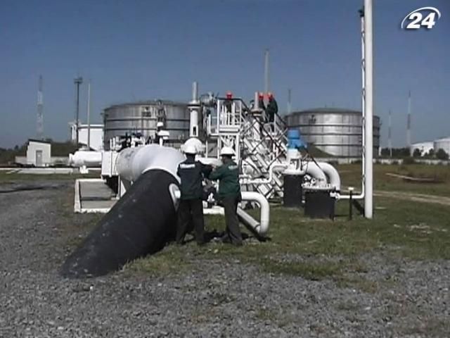 Україна продовжує знижувати обсяги транзиту нафти Україна продовжує знижувати обсяги транзиту нафти