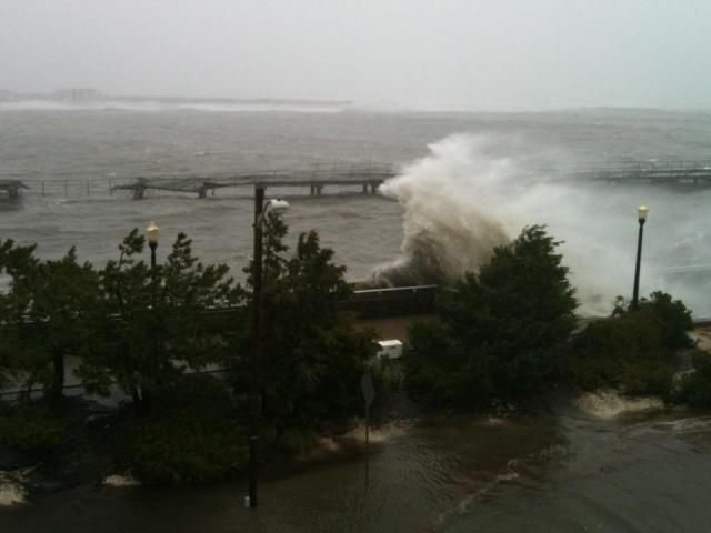 В США бушует ураган "Сэнди" (Фото) В США бушует ураган "Сэнди" (Фото)