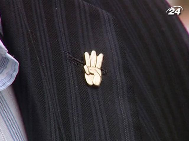 Запекла боротьба за голоси триває на 223 окрузі Києва Запекла боротьба за голоси триває на 223 окрузі Києва