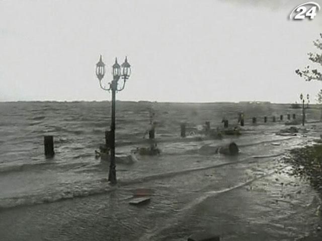 Ураган Сенді втрачає силу, просуваючись вглиб США Ураган Сенді втрачає силу, просуваючись вглиб США