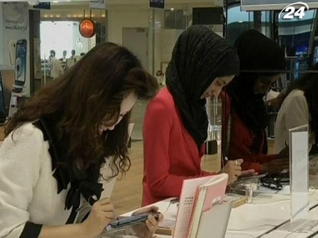 Світовий ринок мобільних телефонів у 3-му кварталі зріс на 2,4% Світовий ринок мобільних телефонів у 3-му кварталі зріс на 2,4%