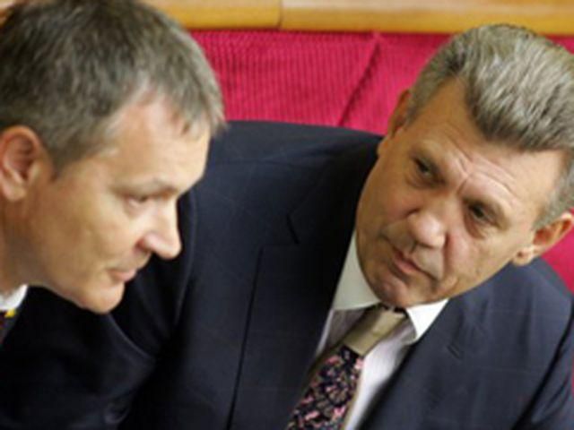 Автори "мовного" закону пройшли у Раду Автори "мовного" закону пройшли у Раду