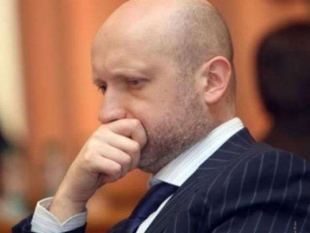 Соратники Тимошенко не змогли вмовити її припинити голодування Соратники Тимошенко не змогли вмовити її припинити голодування