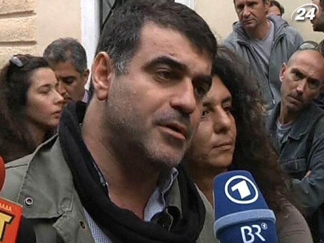 У Греції судять журналіста, який опублікував імена неплатників податків