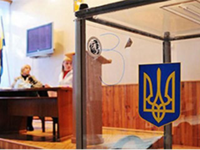 Через бійку на 211-му окрузі депутату Терьохіну зламали ребро і палець Через бійку на 211-му окрузі депутату Терьохіну зламали ребро і палець