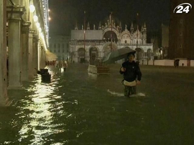 Збитки від повеней у Венеції складають мільйони євро