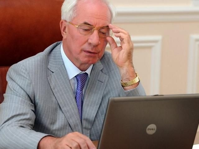 Азаров соскучился по общению в соцсетях Азаров соскучился по общению в соцсетях