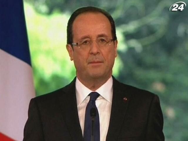 У Франції президента Олланда підтримує лише 37% населення