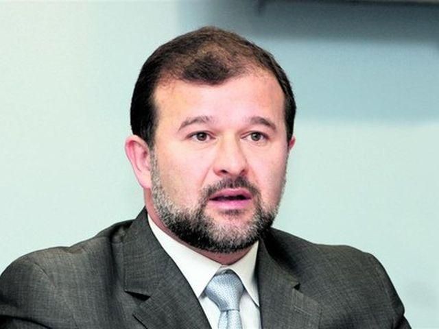 Балога закликав Азарова негайно зупинити "безпредел" Балога закликав Азарова негайно зупинити "безпредел"