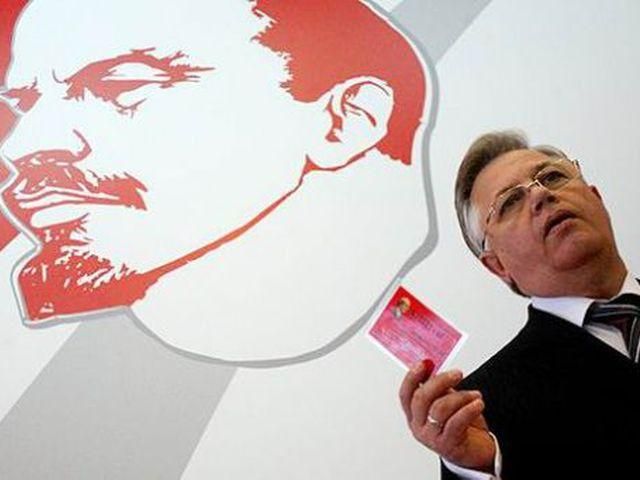 Симоненко хоче розслідувати, як витрачалися гроші на кампанії родичів урядовців Симоненко хоче розслідувати, як витрачалися гроші на кампанії родичів урядовців