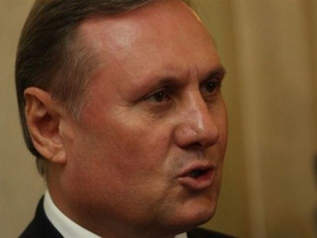 "Регіони" вже розпочали переговори щодо створення більшості у новій Раді "Регіони" вже розпочали переговори щодо створення більшості у новій Раді