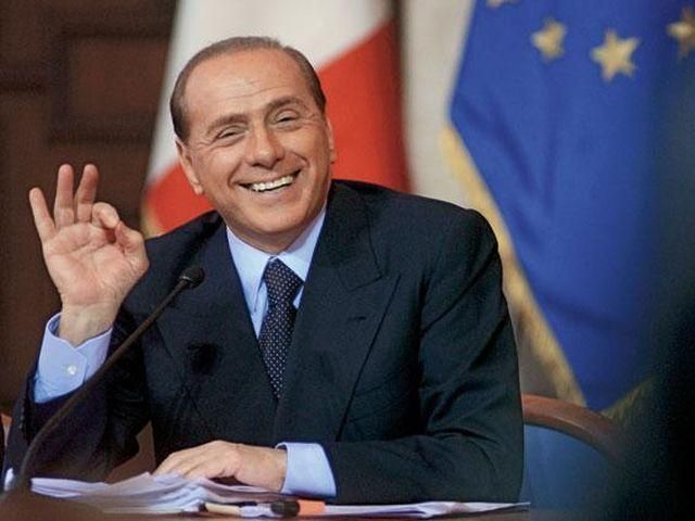 Берлусконі попросив пробачення в італійців за кризу