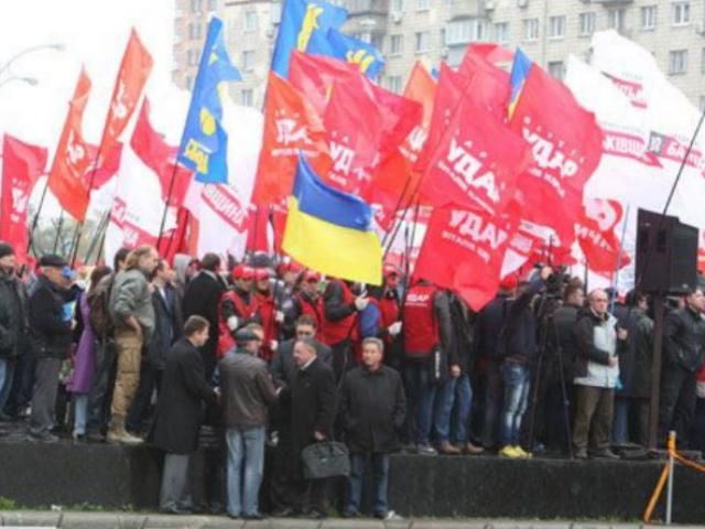 Стосовно організаторів акції протесту під ЦВК склали адмінпротоколи