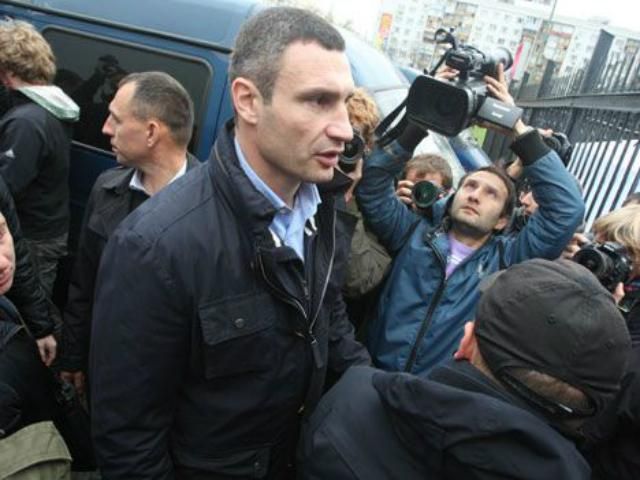 Опозиціонери не змогли нічого добитися у ЦВК і йдуть в суд Опозиціонери не змогли нічого добитися у ЦВК і йдуть в суд