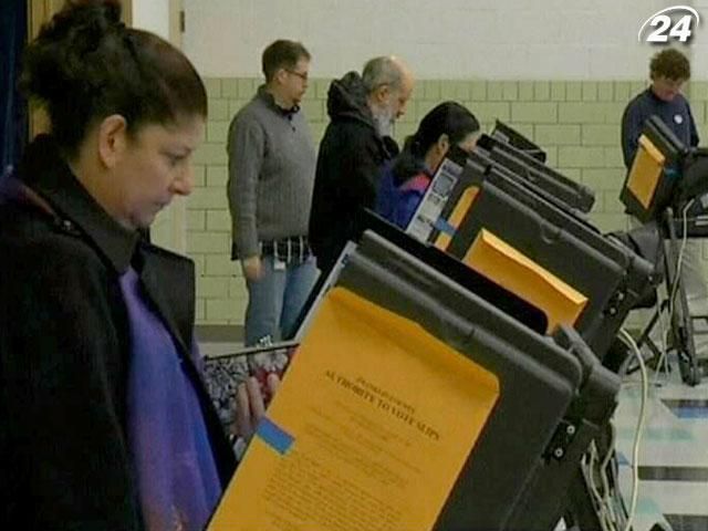 Мітт Ромні та віце-президент США проголосували на виборах президента Мітт Ромні та віце-президент США проголосували на виборах президента