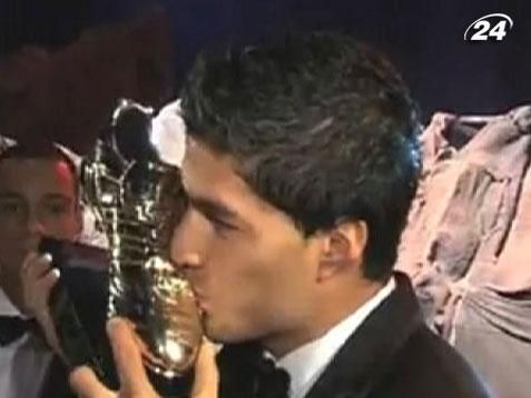 Луис Суарес: Я хочу выигрывать трофеи, а не мешки с деньгами Луис Суарес: Я хочу выигрывать трофеи, а не мешки с деньгами