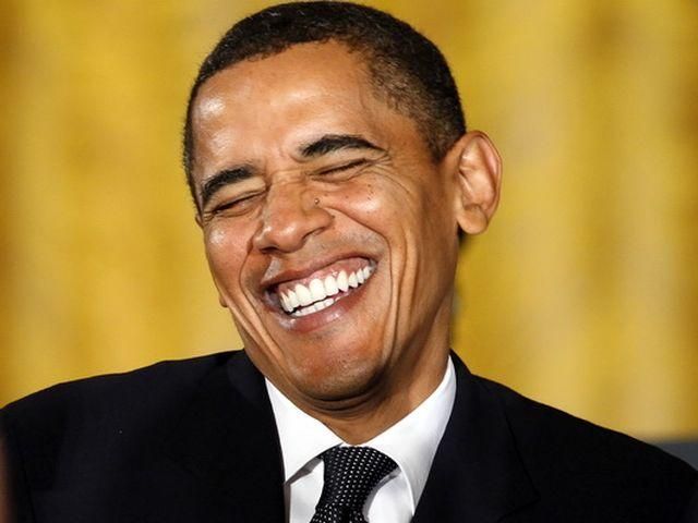 Опрос: За Обаму больше голосовали женщины и молодежь Опрос: За Обаму больше голосовали женщины и молодежь